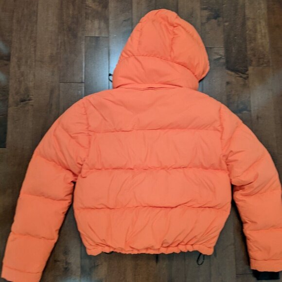 TNA womens the super puff jacket in orange in size small - Picture 2 of 13